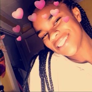 Meet your Posher, Alaina